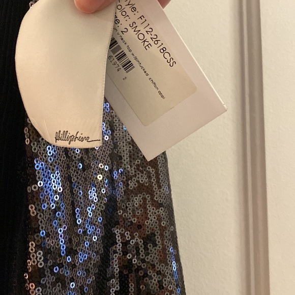 3.1 Phillip Lim Liquid Sequin V Neck Top with pintucked chiffon - Picture 6 of 11